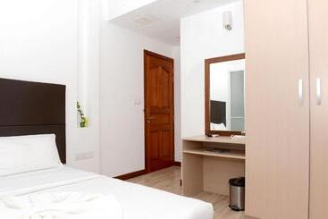 پانسیون Express Inn At Hulhumale