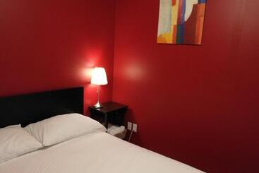 پانسیون Marpole Guest House