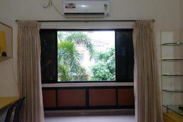 膳宿费 Rosvilla Guest House