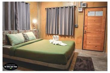 پانسیون The Gallery Guest House
