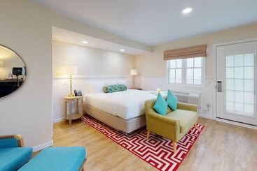 The Hotel Maria