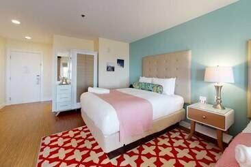 The Hotel Maria