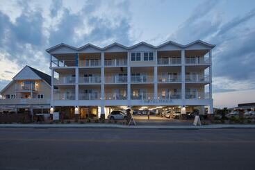 The Hotel Maria