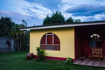 هاستل Goinn Tarapoto