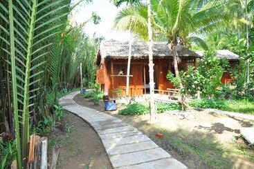 هتل Ben Tre Farm Stay