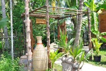 هتل Ben Tre Farm Stay