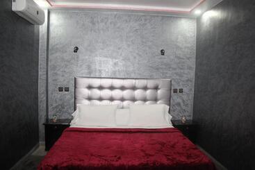 هتل Hôtel Sable D'or