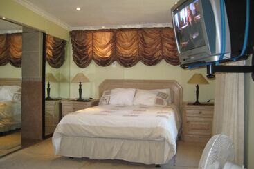 Aurora Guest Units - Durbanville