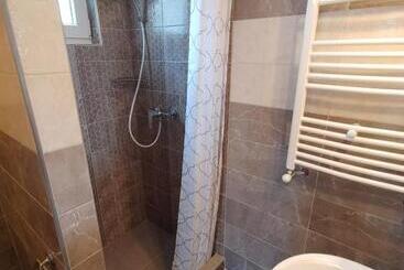 پانسیون Fiesta Apartman