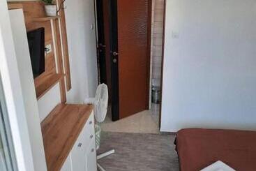پانسیون Fiesta Apartman
