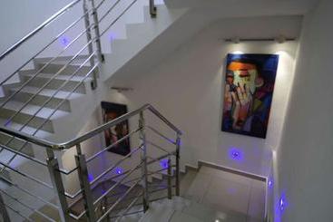 پانسیون Ihomey Guesthouse