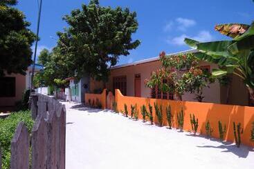 پانسیون The Sunrise Huraa