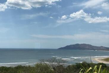 هتل Tamarindo Sunshine