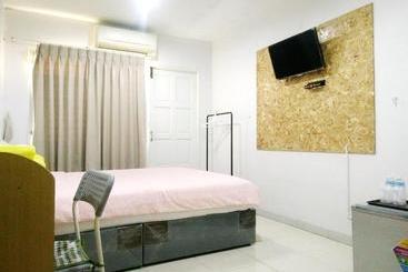 מלון דירות Lito Bangsaen