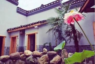 پانسیون Dielianhua Cowherd Inn Zhangjiajie