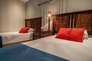 پانسیون Lenore Guest House
