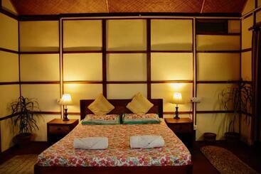 هتل Kalimpong Village Retreat