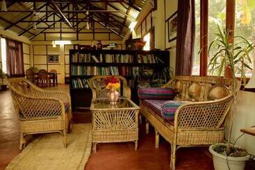 هتل Kalimpong Village Retreat