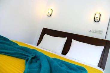 پانسیون A&b Resort Negombo