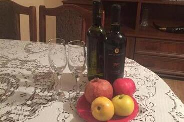 پانسیون Guest House Gzirishvili