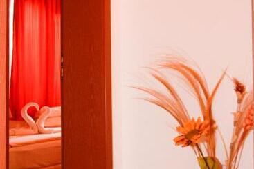 פנסיון Nirvana Guest House