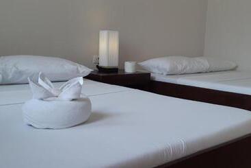 پانسیون Anaya Beach Resort