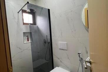 پانسیون Guesthouse Villa Gurra
