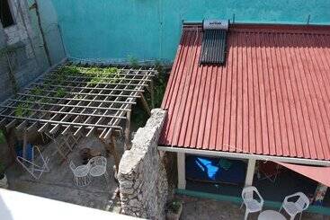 پانسیون Mobay Kotch   Hostel