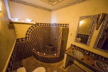 پانسیون Riad Ouliya