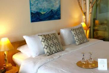 هاستل Homer Inn & Spa