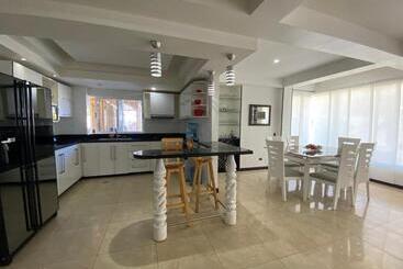 پانسیون Apartamentos Martinez