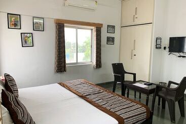 پانسیون Gadh Ganesh Homestay