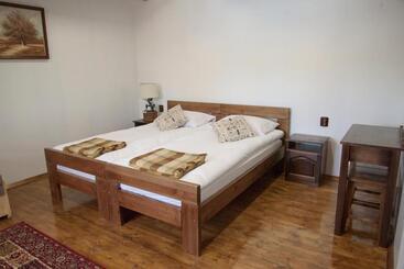 膳宿费 Guest House Zlateya