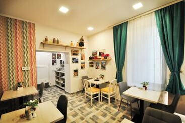 پانسیون Heritage Hotel Petrakija