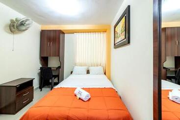 پانسیون Hostal Florida