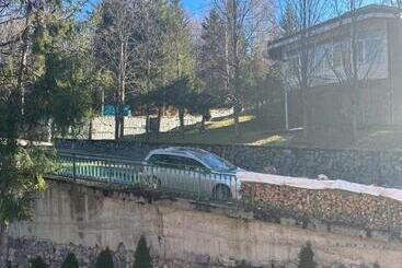 پانسیون Panorama Guest House