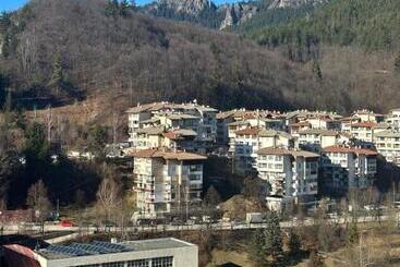 پانسیون Panorama Guest House