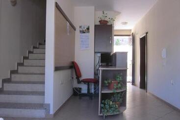 پانسیون Panorama Guest House