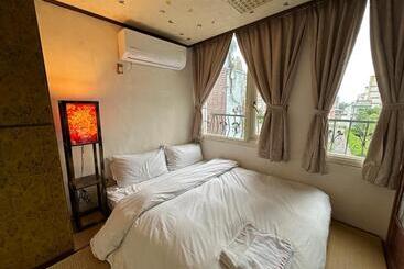 هاستل Ming Ren Hotspring