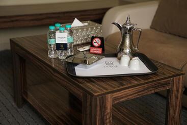 La Rive Hotels & Suites
