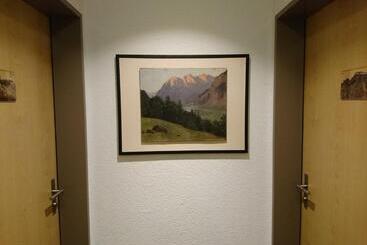 호스텔 Bischofalp