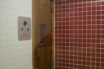 هتل Hostal