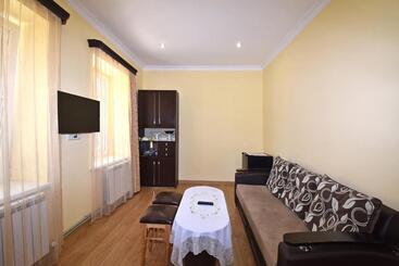 پانسیون Guest House Arsan