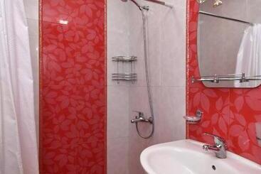 پانسیون Guest House Arsan