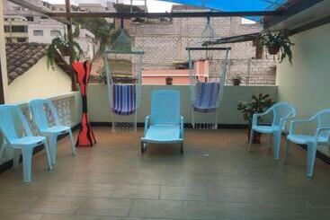 پانسیون Hostal Y Complejo Recreacional La Playita De Monse