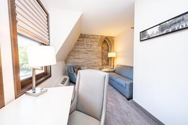 호스텔 The Inn At Shattuck   St. Mary S