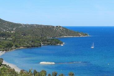 هتل Hôtel Sole E Mare