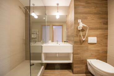 Onyx Luxury