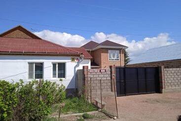پانسیون Guest House Nur