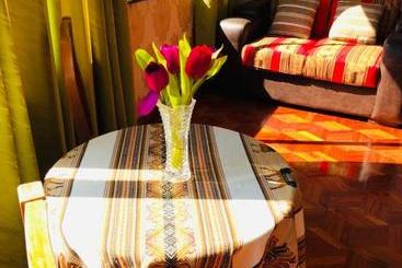 پانسیون Hostal Iskanwaya